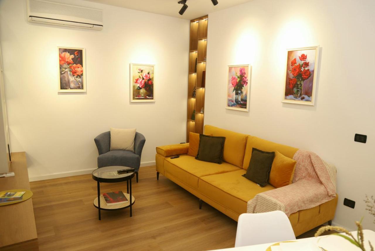 Mjolly Apartment 地拉那 外观 照片