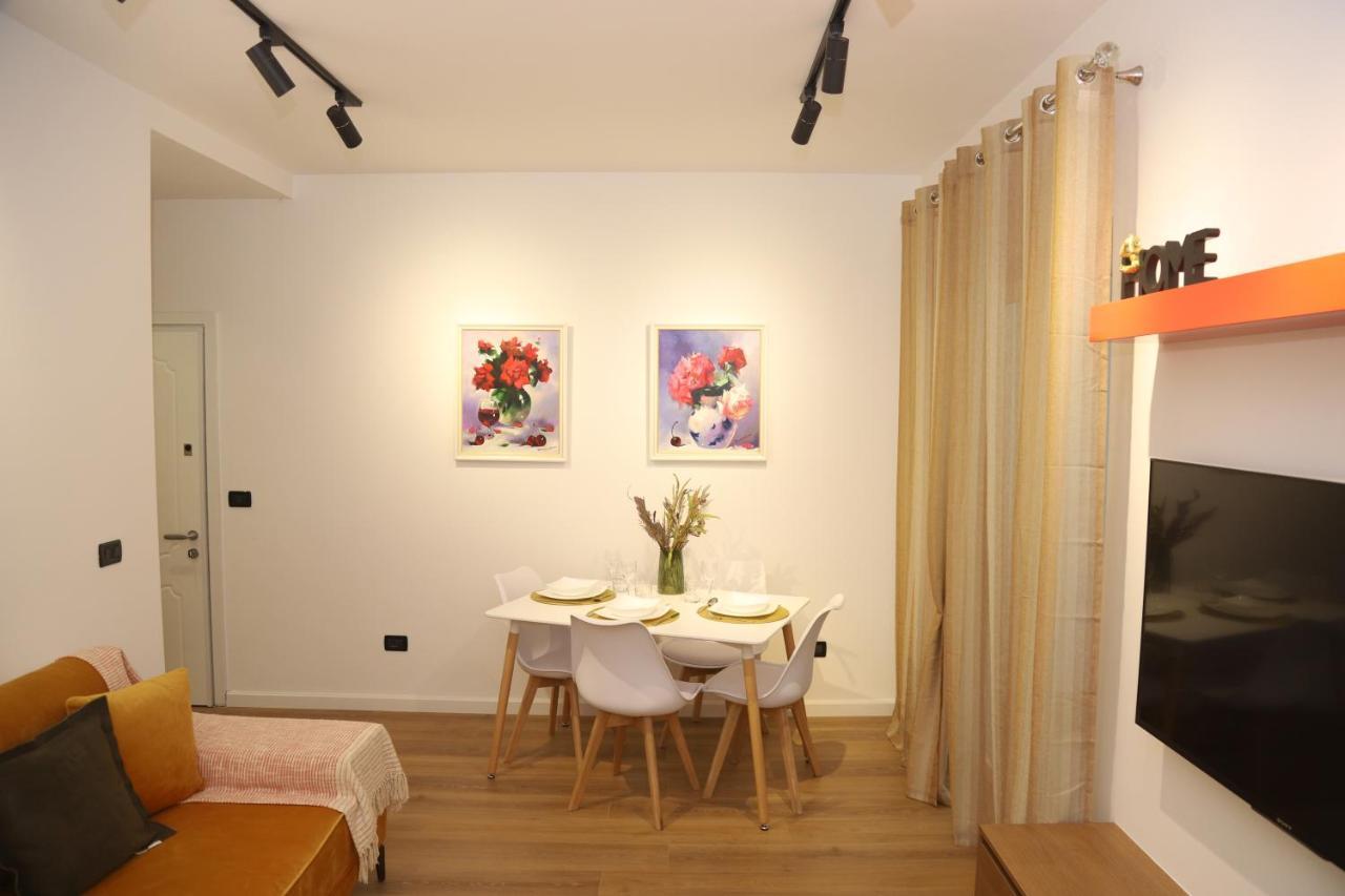 Mjolly Apartment 地拉那 外观 照片